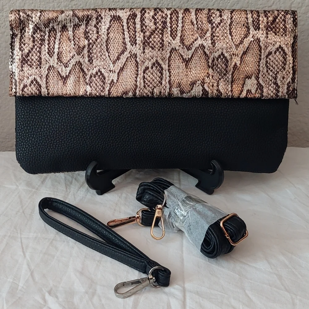 NWOT Black and Brown Snake Print Clutch Wristlet Crossbody - Picture 5 of 8